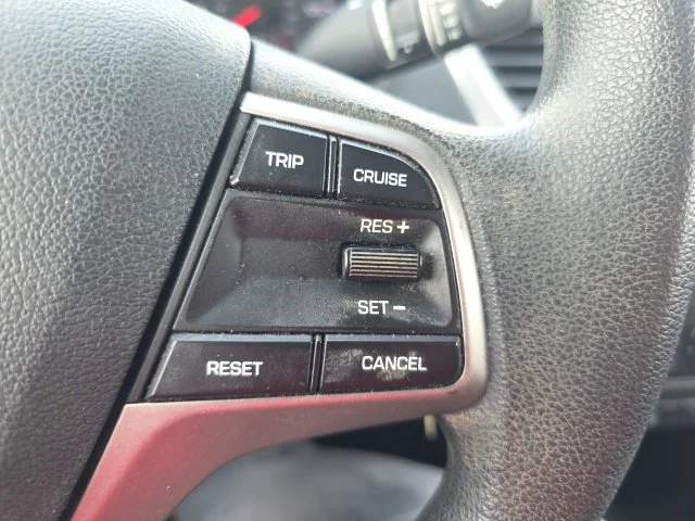 Used 2021 Red Hyundai SEL image 14
