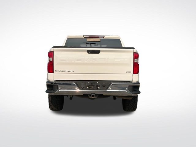 Used 2019 Summit White Chevrolet LTZ image 25