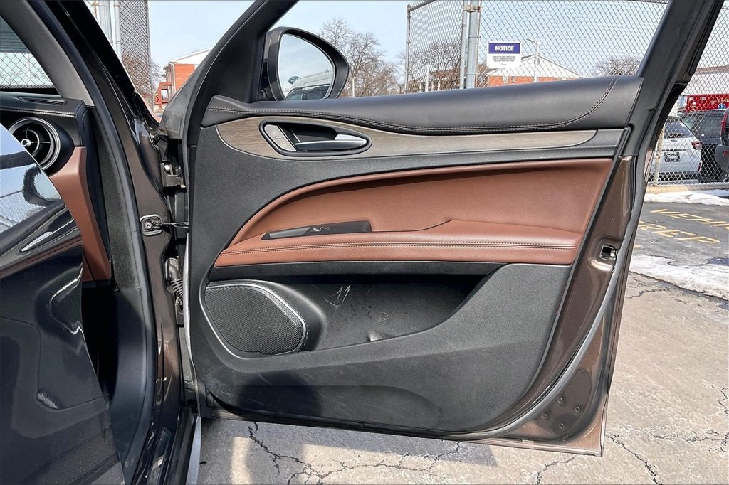 2018 ALFA ROMEO STELVIO - Image 21