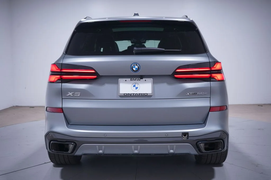 Used 2026 Gray Metallic BMW xDrive50e image 5
