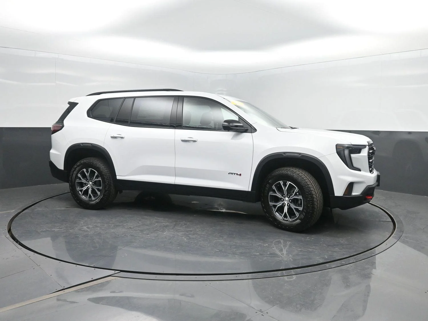2026 GMC Acadia AT4 - Photo 4