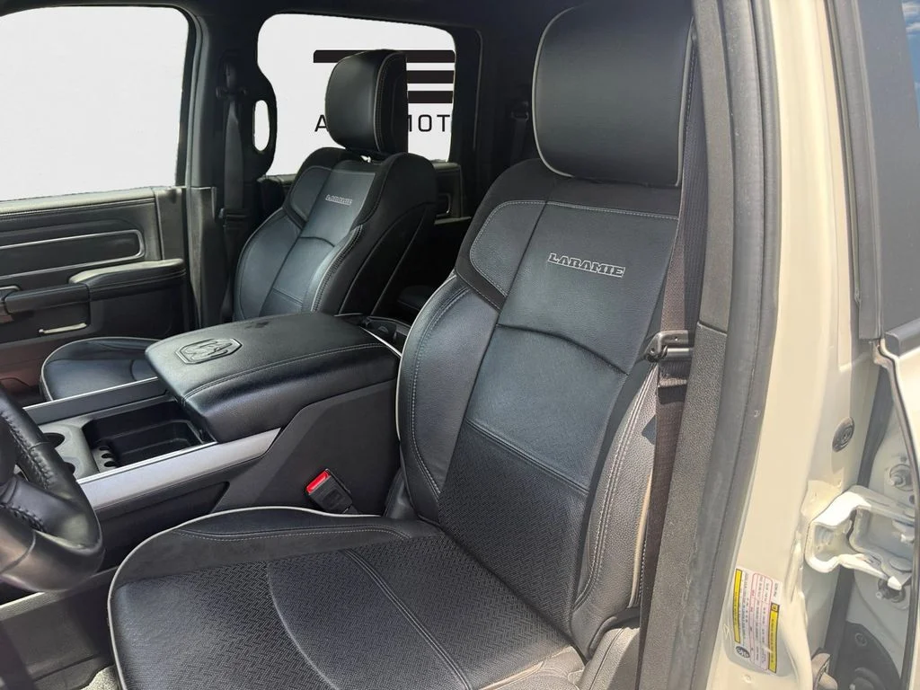 Used 2023 White Ram Laramie image 27