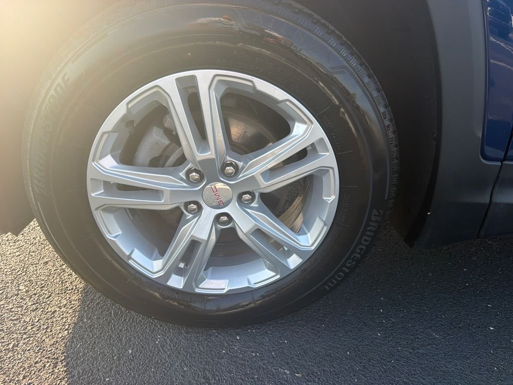 Certified Used 2022 Blue GMC SLE image 10