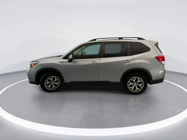 Used 2020 Silver Subaru Premium image 9