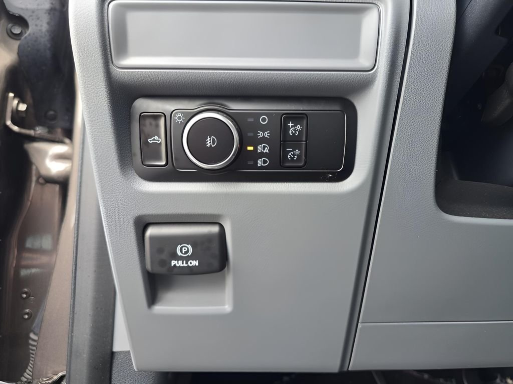 Used 2023 Brown Ford XLT image 12