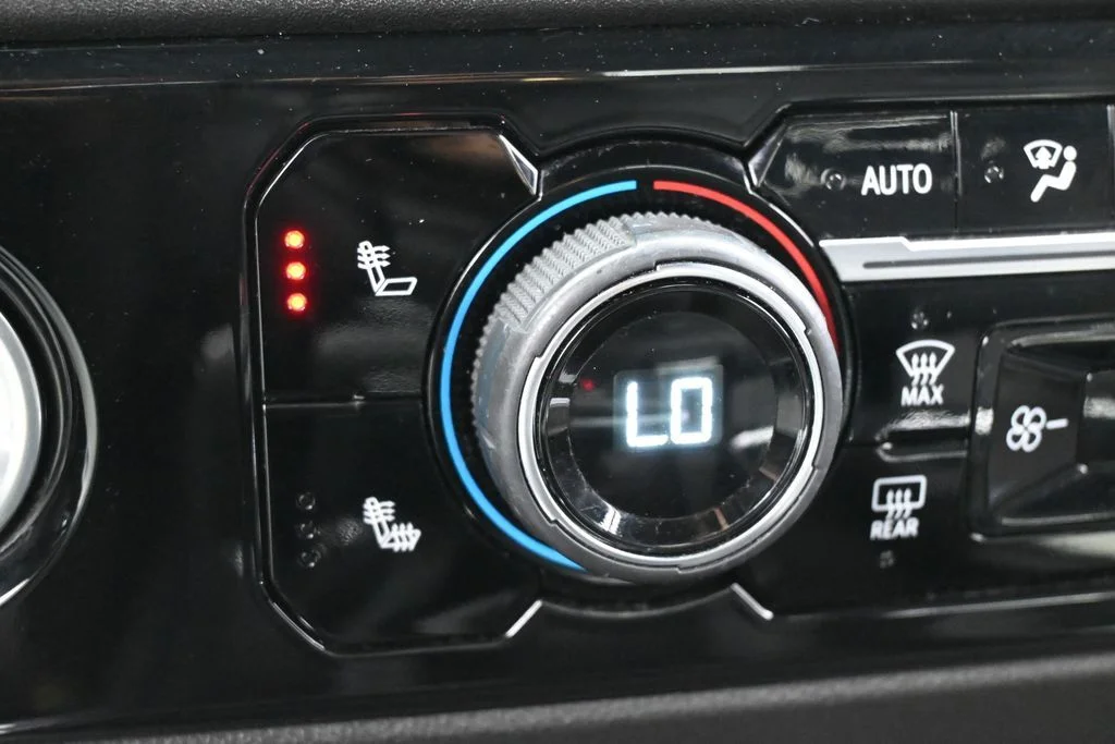 Used 2023 Summit White Chevrolet RST image 21