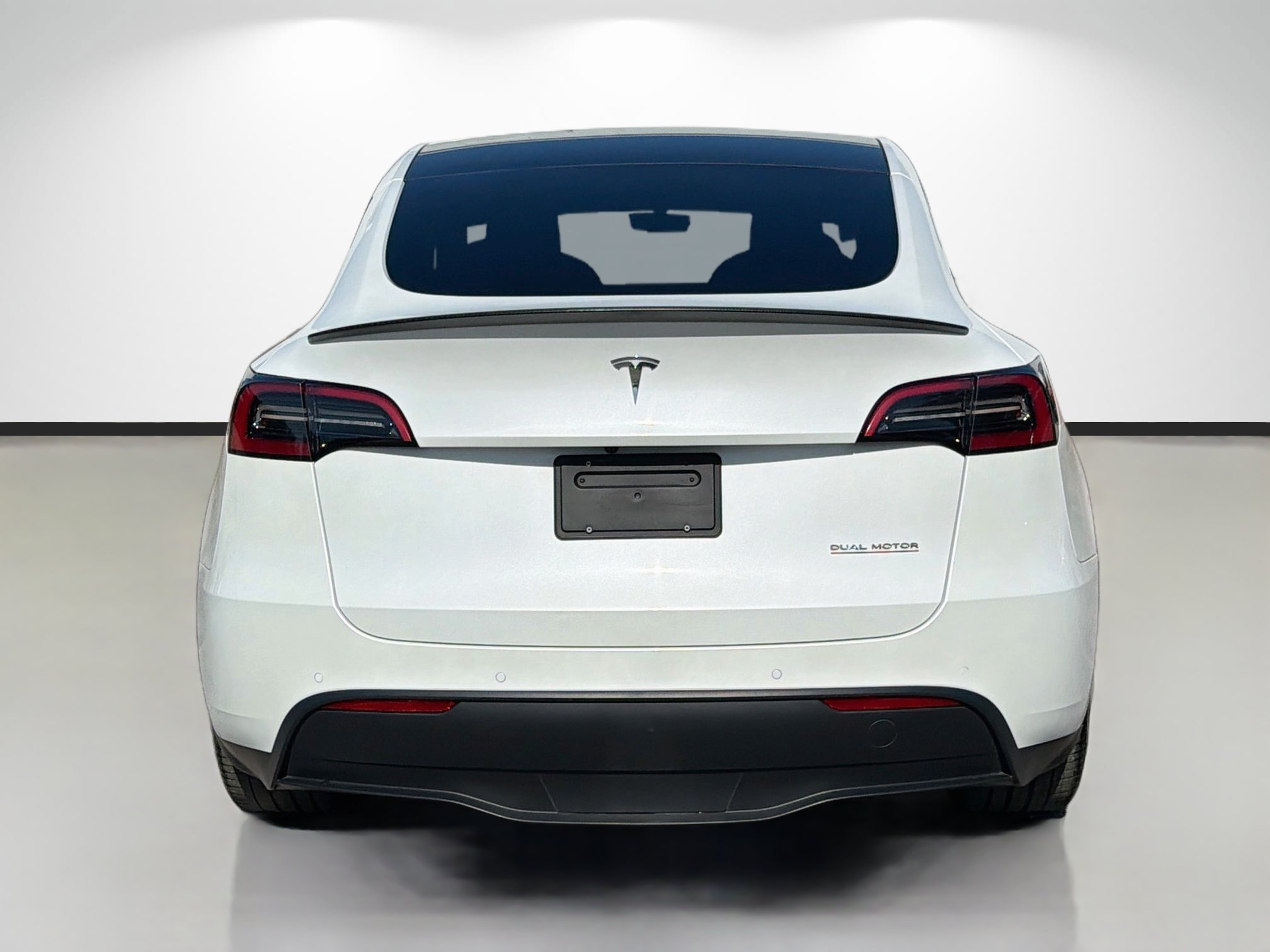 Used 2023 White Tesla Performance image 4