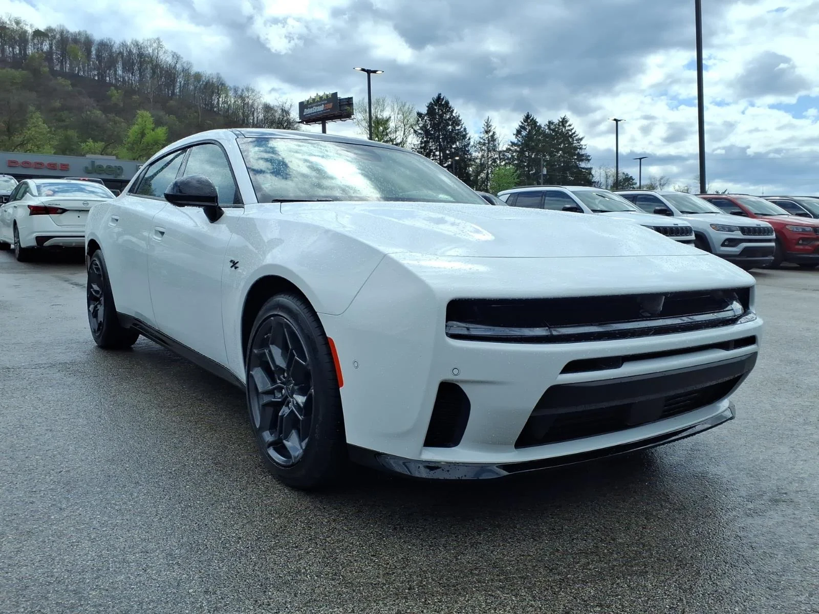 New 2026 White Knuckle Exterior Paint Dodge R/T Plus image 1