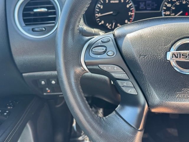 Used 2016 Magnetic Black Nissan Platinum image 11