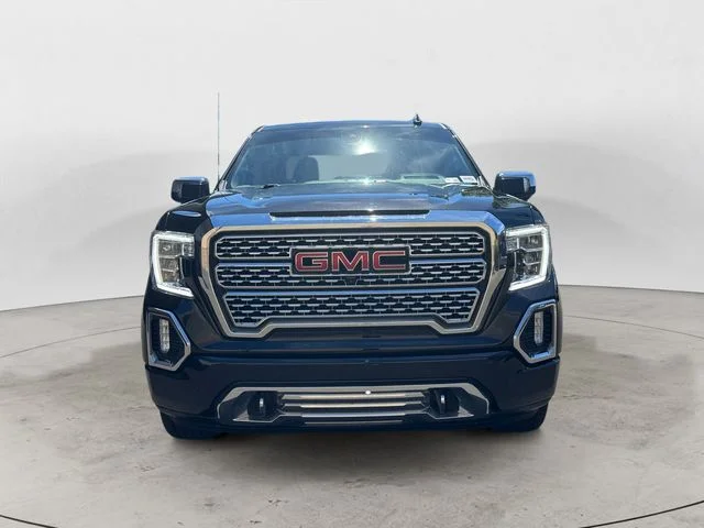 Used 2022 Black GMC Denali image 2
