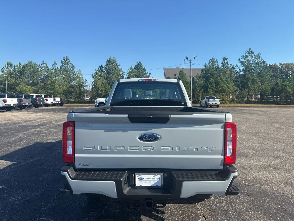 New 2026 Avalanche Ford F-250® XL image 17