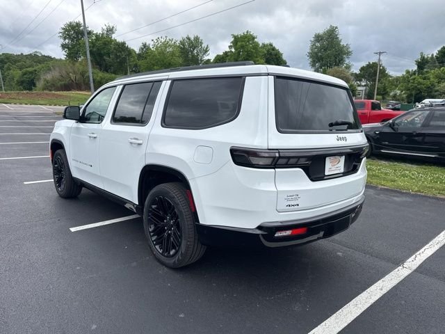 New 2026 Bright White Clear-Coat Exterior Paint Jeep Limited Reserve image 5