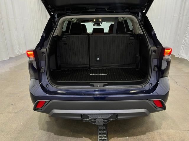 Certified Used 2021 Blue Toyota LE image 15