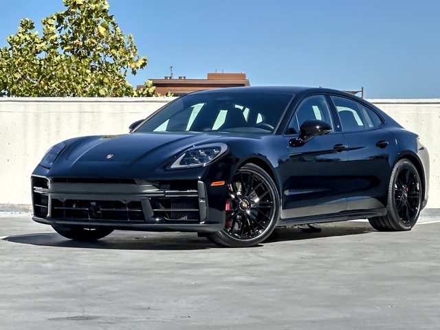 2026 Porsche Panamera GTS AWD