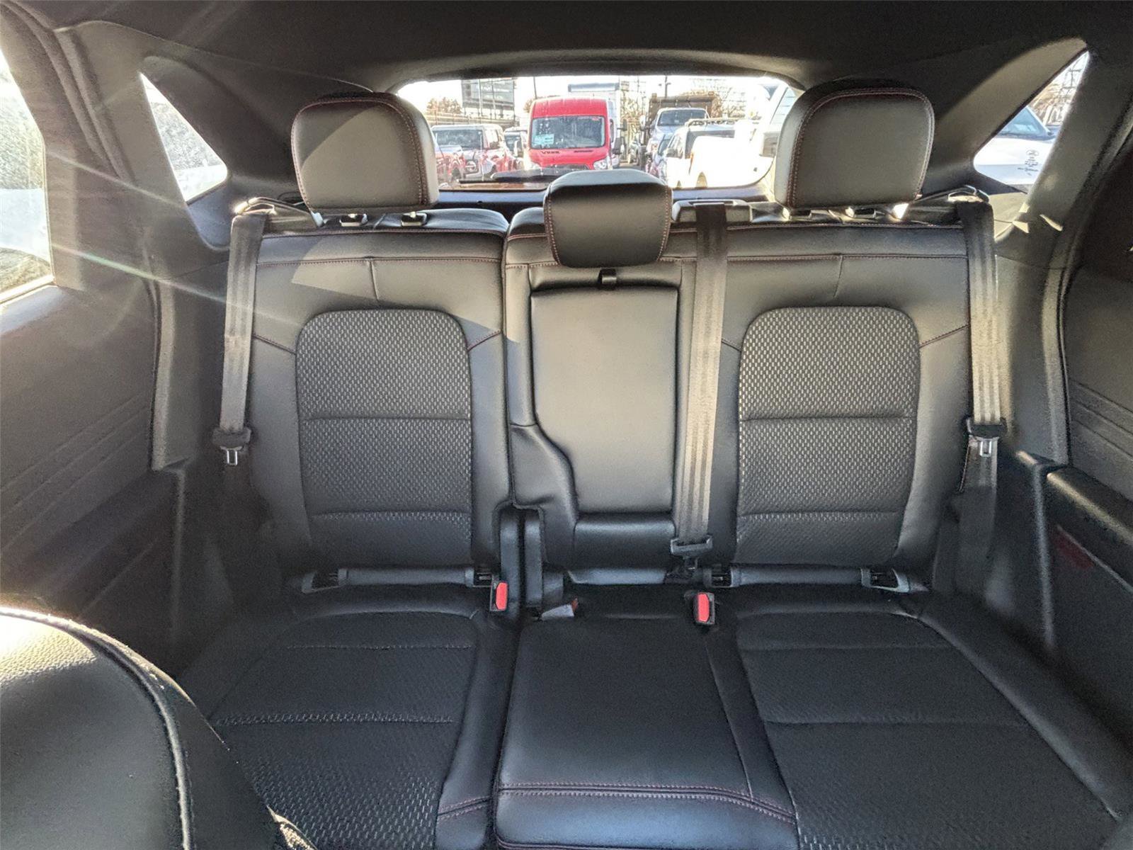 New 2026 Agate Black Metallic Ford ST-Line image 19