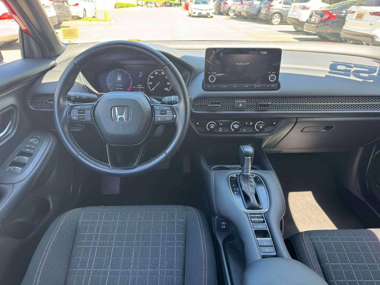 2025 Honda HR-V Sport - Photo 21