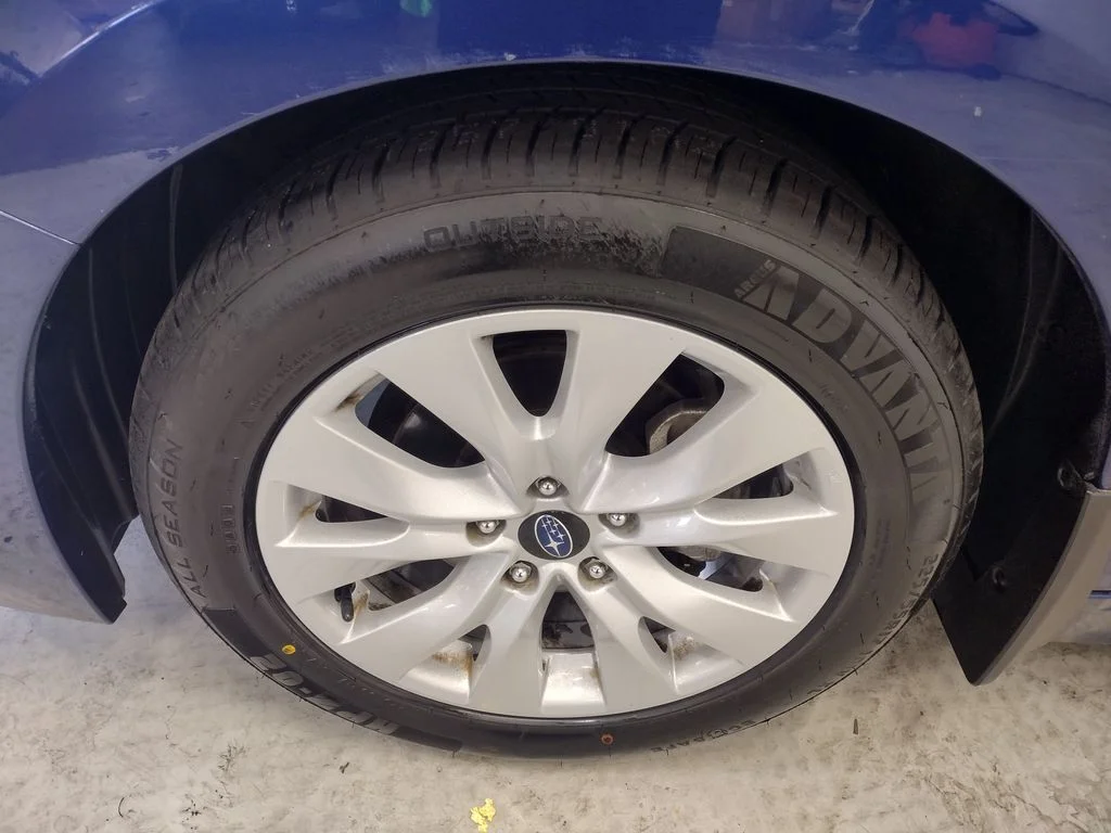 Used 2015 Blue Subaru 2.5i image 5