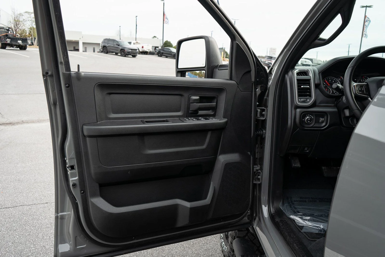 New 2026 Ceramic Gray Clearcoat RAM Tradesman image 16