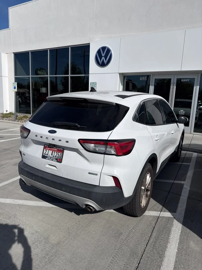 Used 2020 Oxford White Ford SE image 7