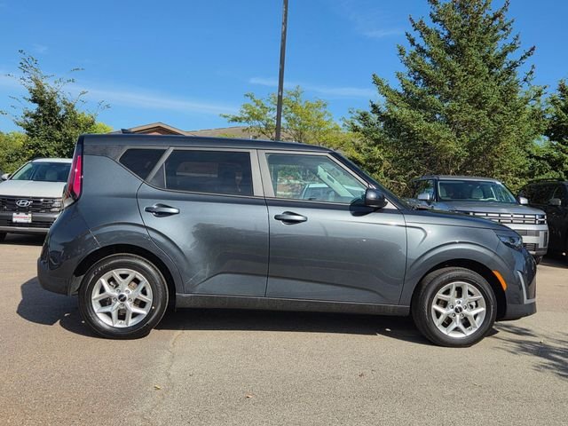 Used 2024 Gray Kia LX image 8