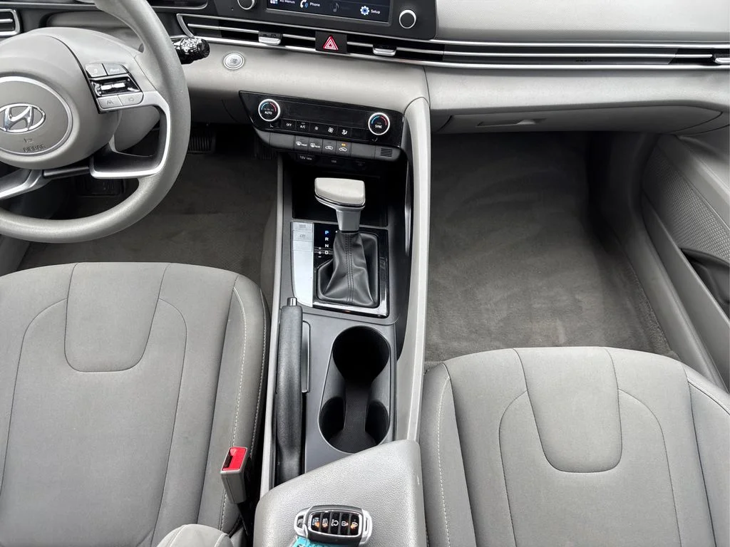 Used 2021 Red Hyundai SEL image 19