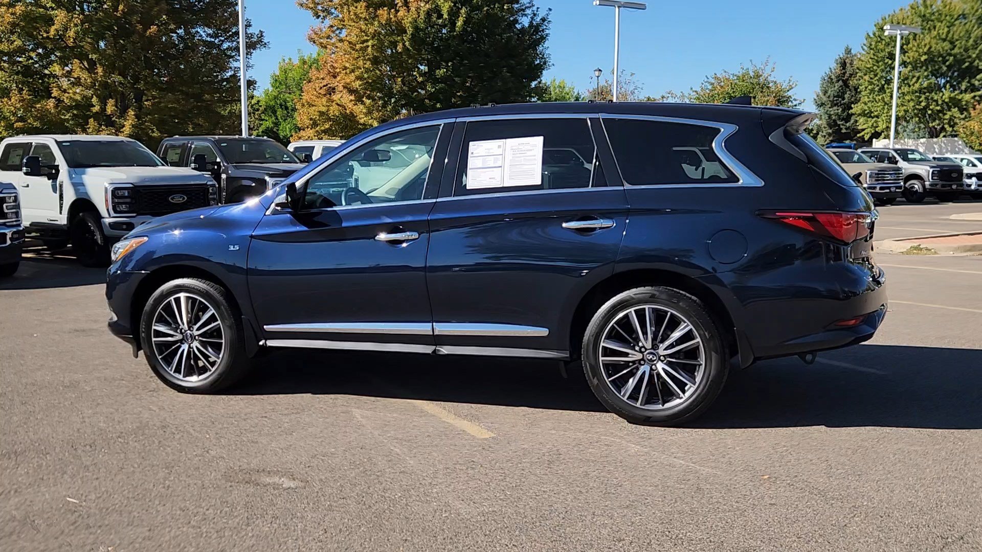 Used 2020 Hermosa Blue INFINITI LUXE image 20