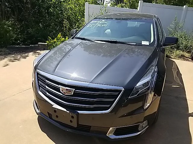 Used 2018 Gray Cadillac Luxury image 7