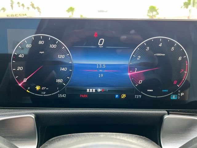 New 2026 Polar White Mercedes-Benz GLB 250 image 12