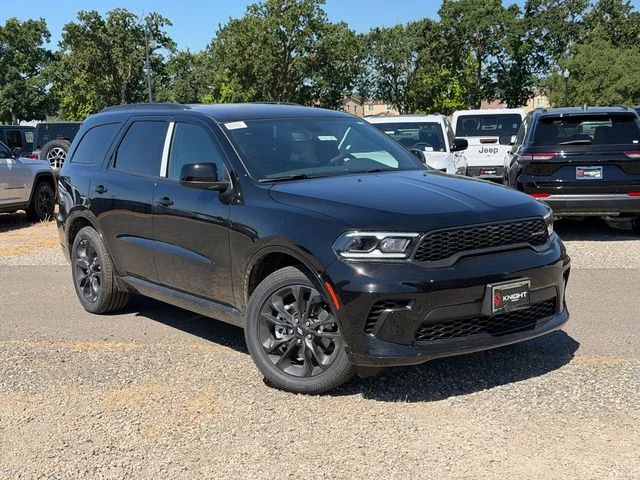 New 2026 Diamond Black Clear-Coat Exterior Paint Dodge GT image 2