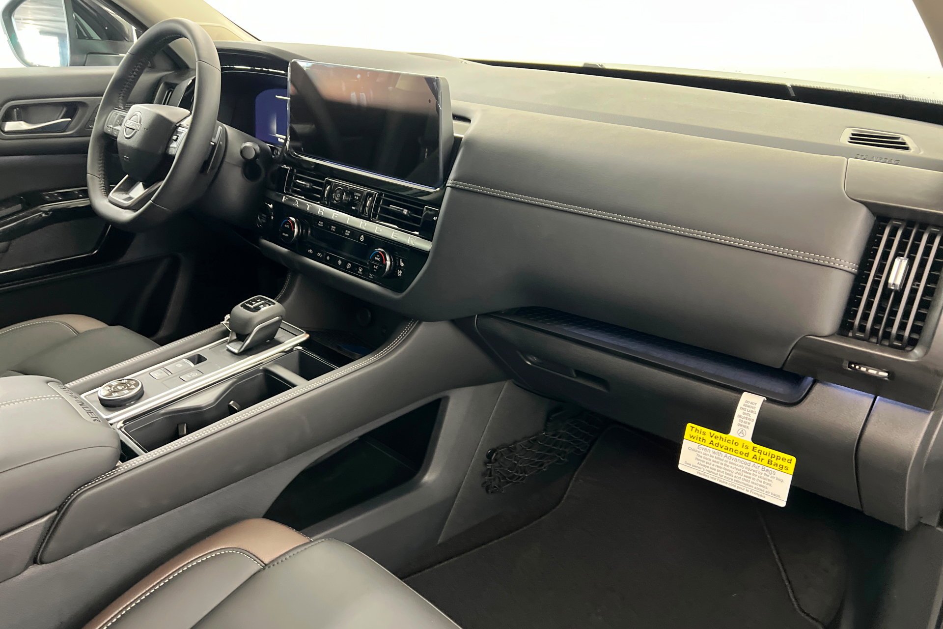2026 Nissan Pathfinder Platinum - Photo 26