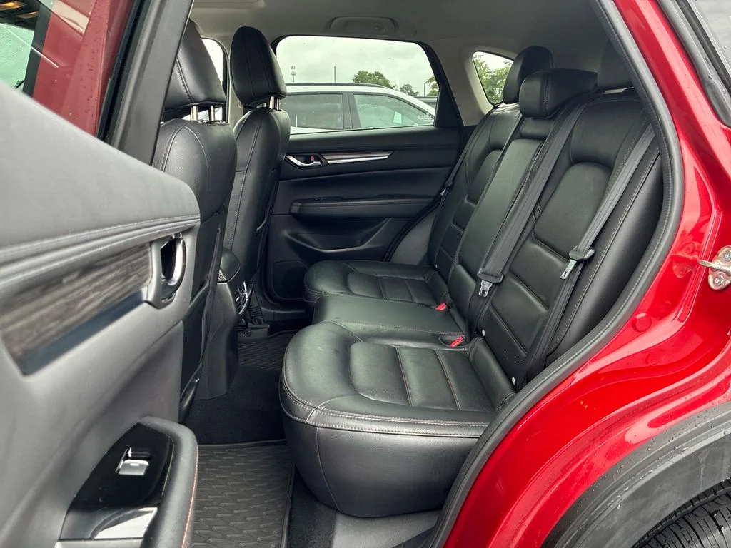 Used 2018 Red Mazda Grand Touring image 25