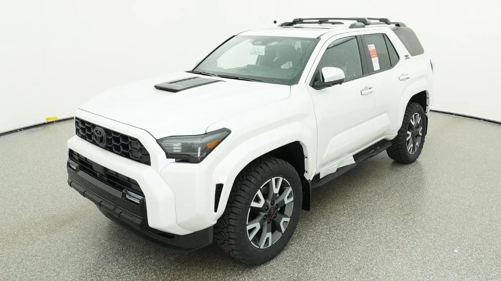White (Wind Chill Pearl) 2026 Toyota 4Runner TRD Sport Premium RWD SUV / Crossover 4X2