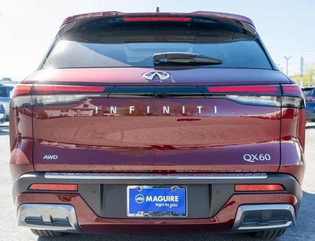 Used 2023 Red INFINITI Sensory image 7
