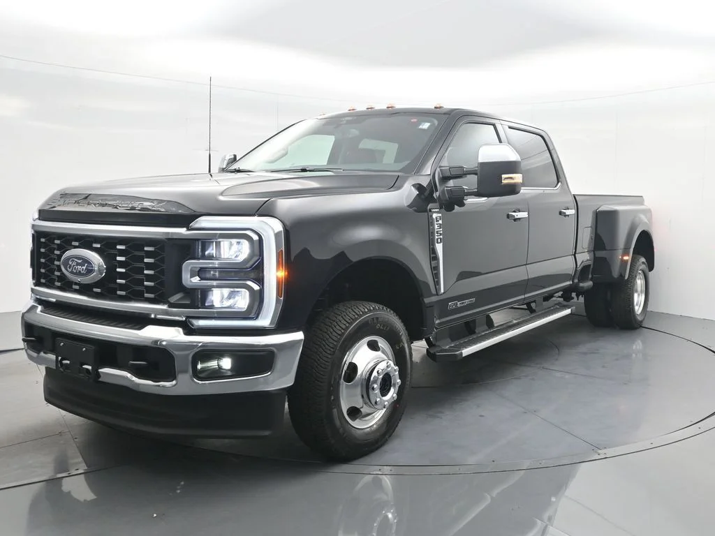 New 2026 Agate Black Metallic Ford F-350® Lariat® image 1