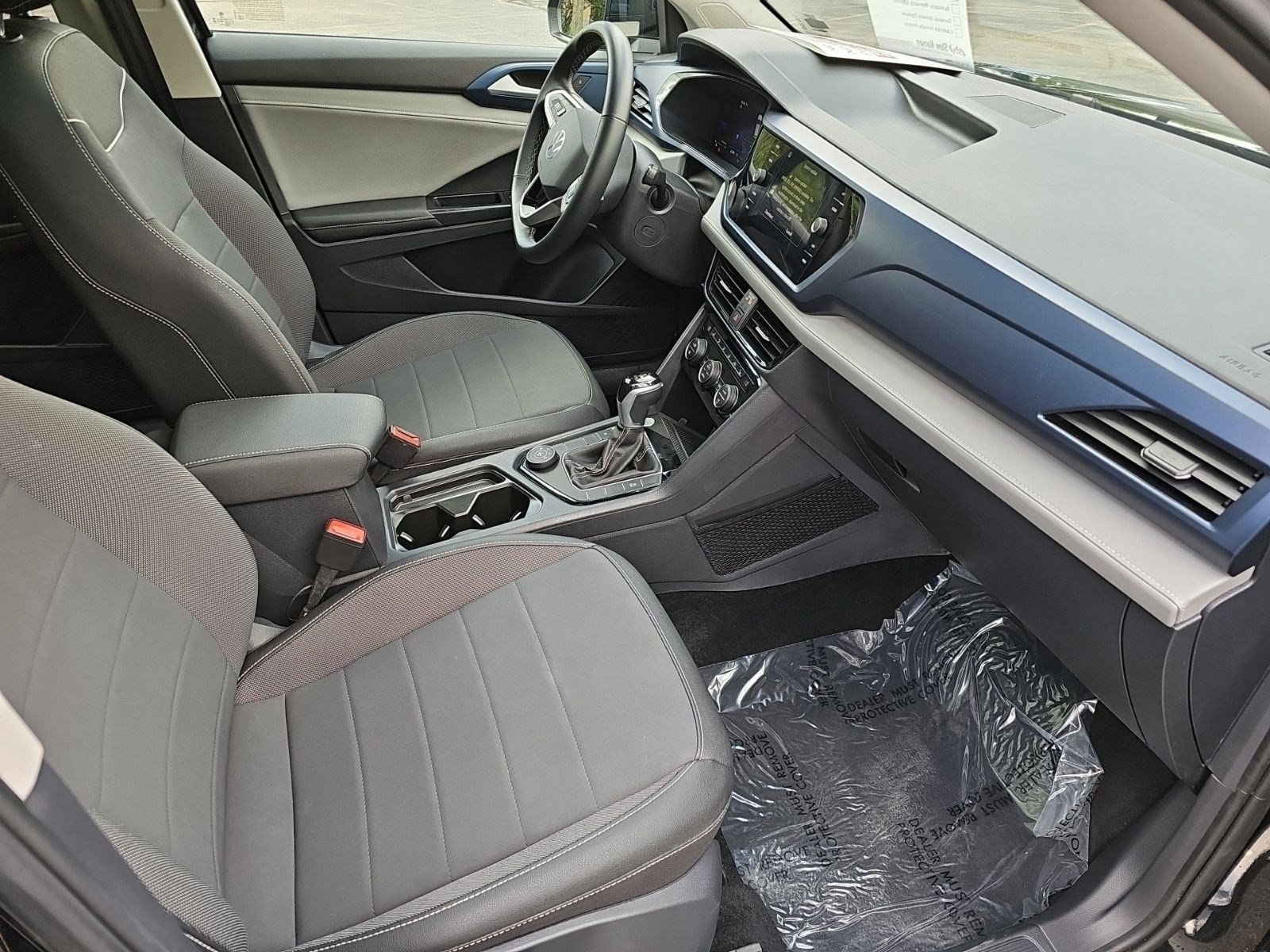 Used 2024 Black Volkswagen SE image 10