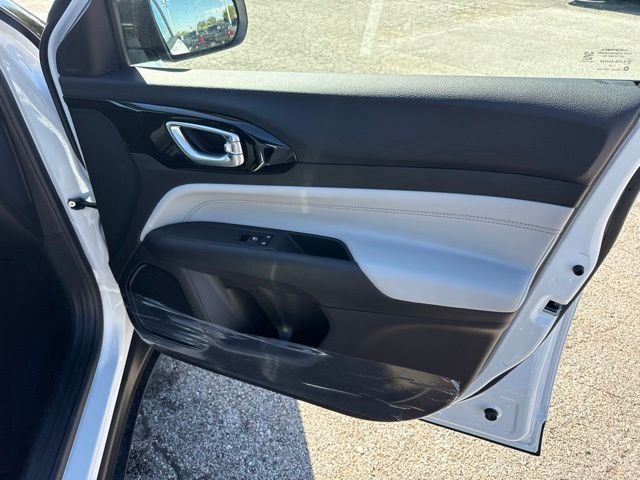 New 2026 Bright White Clearcoat Jeep Limited image 31