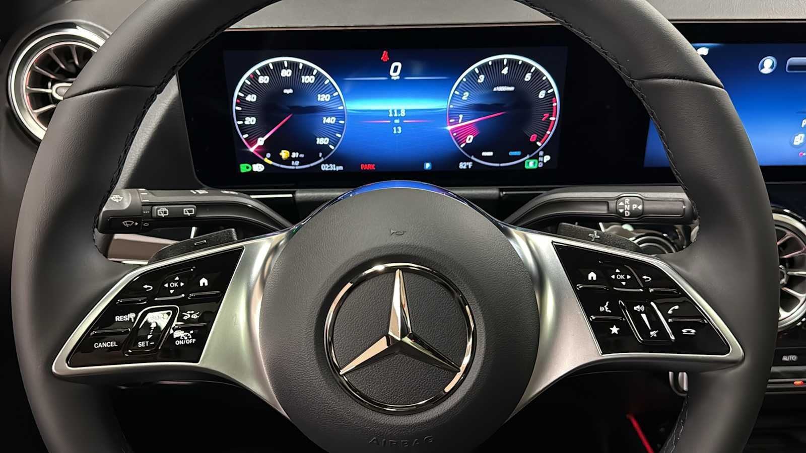 New 2026 MANUFAKTUR Patagonia Red Metallic Mercedes-Benz GLA 250 image 18
