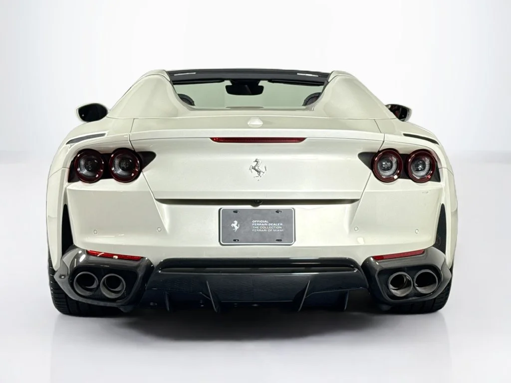 Used 2023 Bianco Italia Ferrari Base image 8
