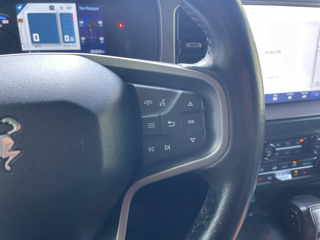 Used 2022 Green Ford Outer Banks image 21