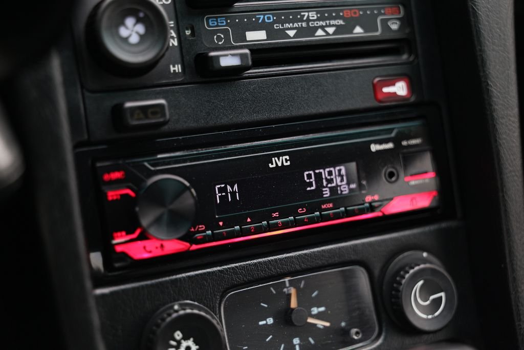 Used 1994  Porsche GTS image 37