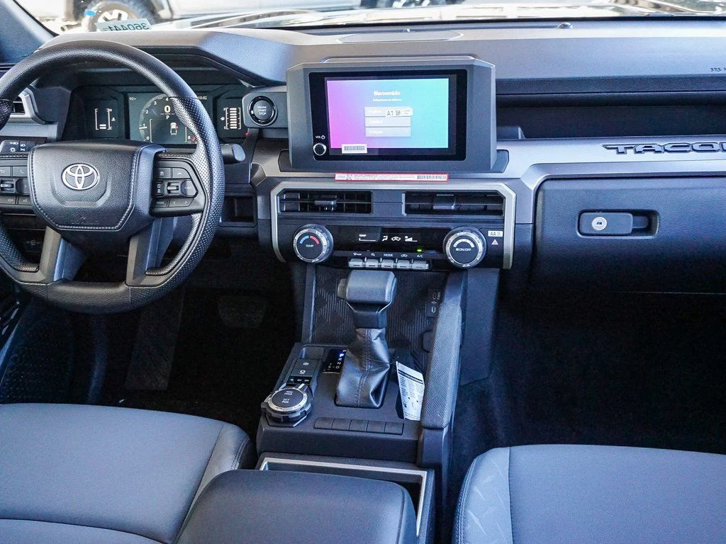 2026 Toyota Tacoma SR5 - Photo 12