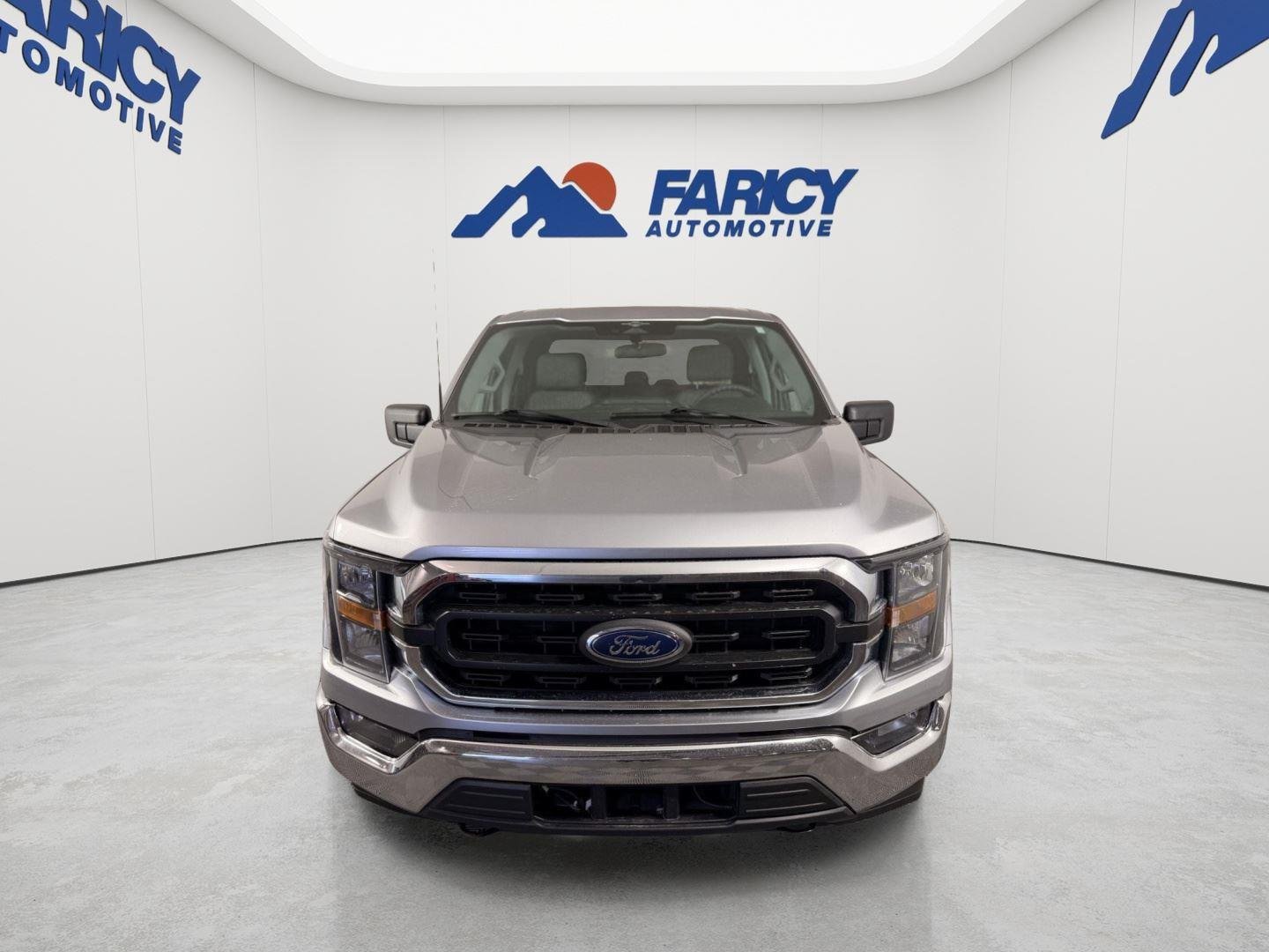 Used 2023 Iconic Silver Ford XLT image 11