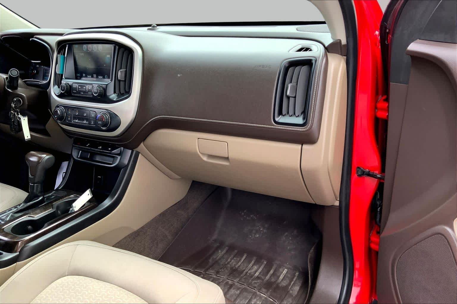 Used 2017 Cardinal Red GMC 4WD SLE image 16