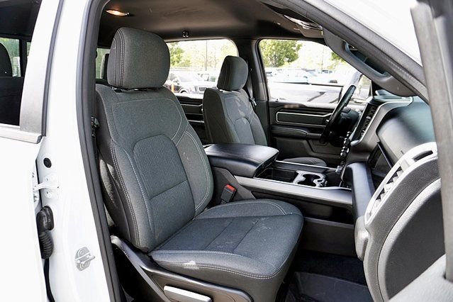 Used 2021 White Ram Big Horn/Lone Star image 12