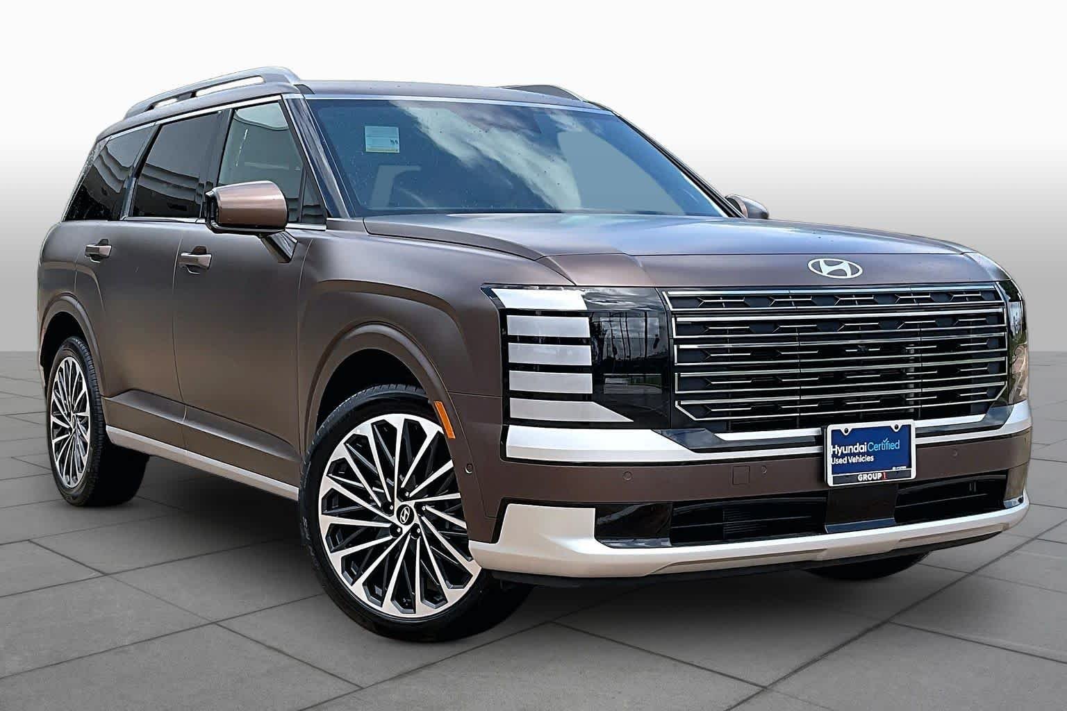 Used 2026 Earthy Brass Matte Hyundai Calligraphy image 3