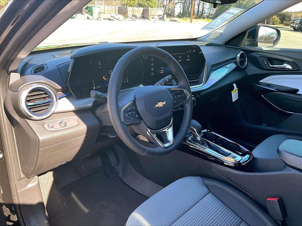 New 2026 Chevrolet Trax LT 4D Sport Utility