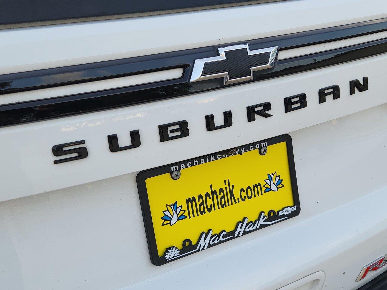 2024 Chevrolet Suburban RST - Photo 32