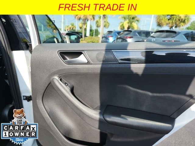 Used 2018 White Volkswagen 1.8T SE Sport image 20