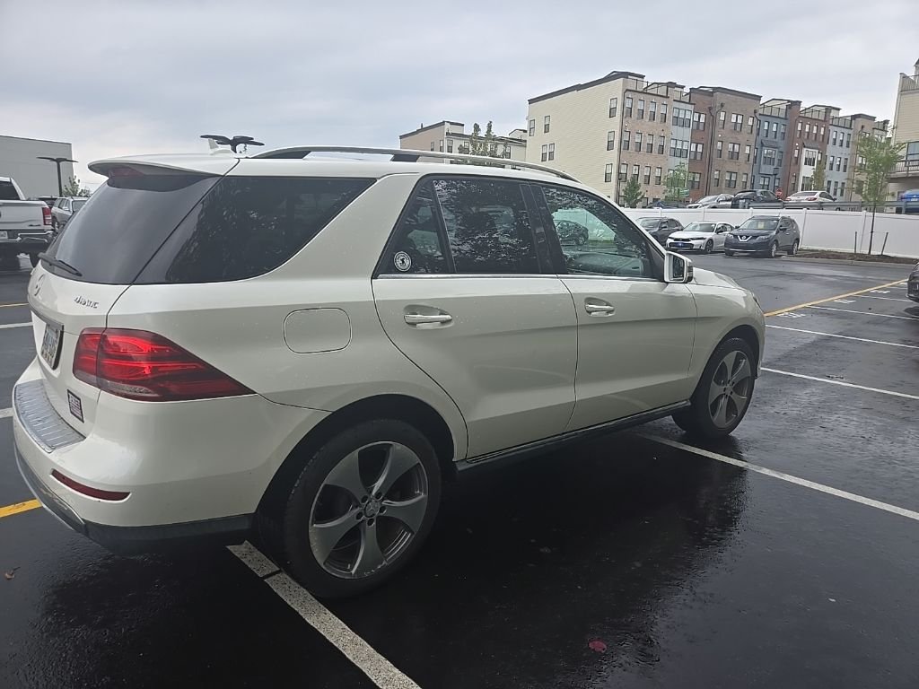 Used 2016 designo Diamond White Metallic Mercedes-Benz GLE 350 image 4