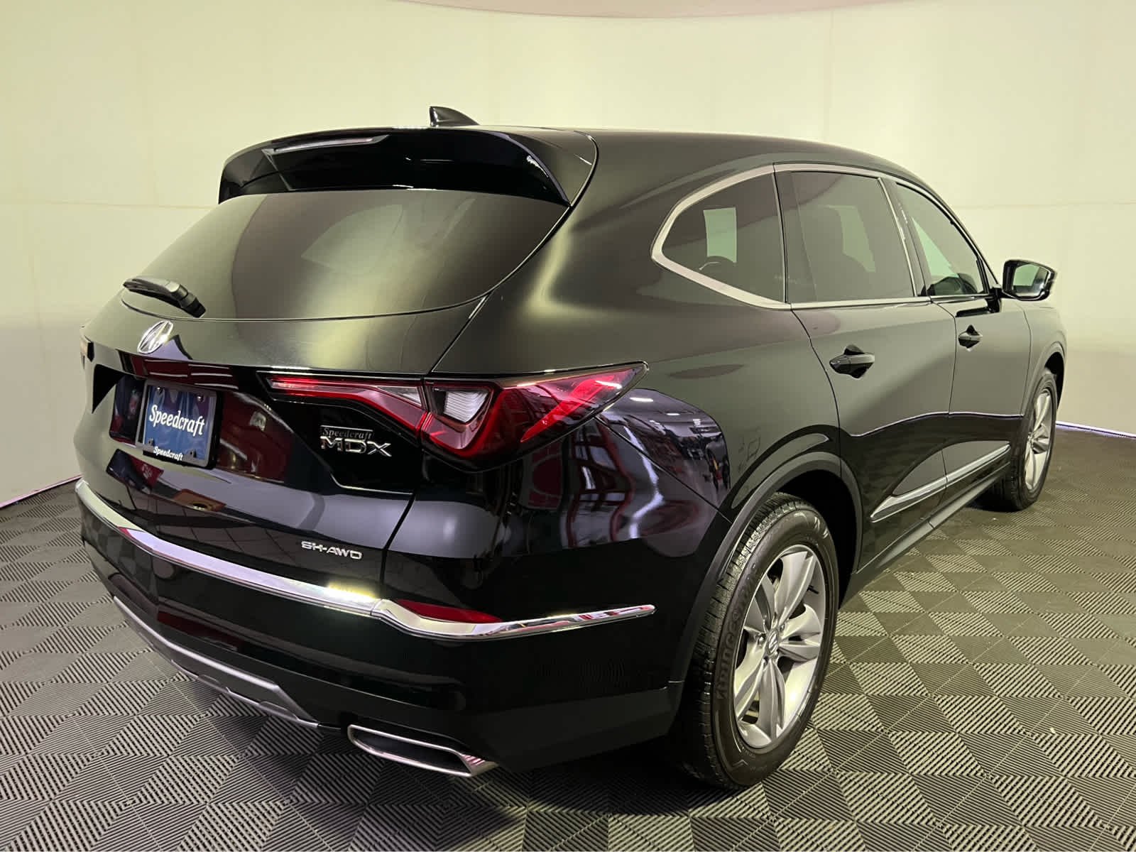 Certified Used 2025 Majestic Black Pearl Acura  image 7